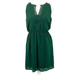 Hawthorn 41 Green Crochet-Detail Sleeveless Dress Sz M EUC Elastic Waist Spring